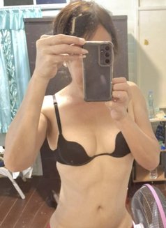 Kristine - Transsexual escort in Makati City Photo 10 of 10