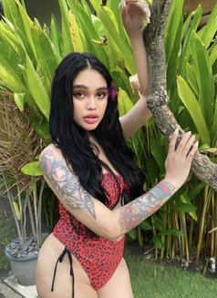 Ahegao - escort in Bali Photo 22 of 25