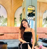 Kriti Cam and Real Meet - puta in Chennai