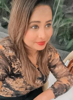 Kriti - escort in Chennai Photo 1 of 5