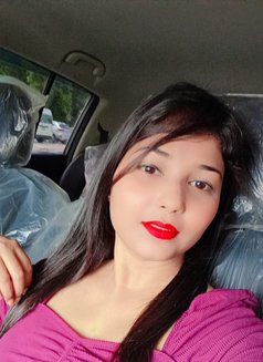 Kriti - puta in Dubai Photo 1 of 5