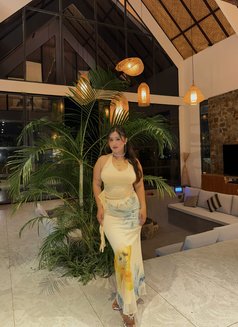 Kriti - escort in Lucknow Photo 1 of 4