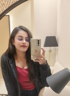 Kriti - escort in Singapore Photo 3 of 3