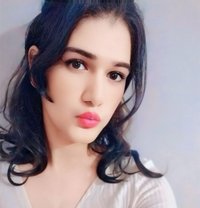 Kriti - Acompañantes transexual in New Delhi