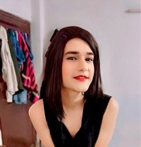 Kriti - Acompañantes transexual in New Delhi