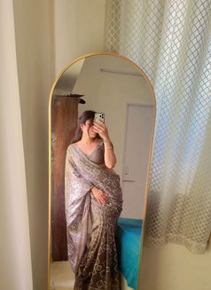 Kriti - Acompañantes transexual in Pune Photo 3 of 8
