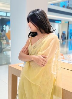Kriti - Transsexual escort in Pune Photo 25 of 29