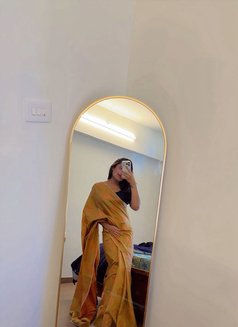Kriti - Transsexual escort in Pune Photo 27 of 29