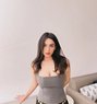 Kriti Kapoor - escort in Abu Dhabi Photo 1 of 3