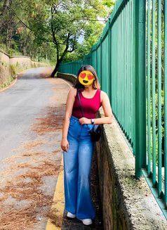 One and only hand cash service available - escort in Kathmandu Photo 2 of 2