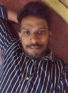 Kritik - Male escort in Chennai Photo 3 of 5
