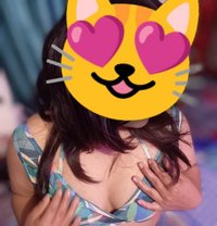 Reshma❣️(camshow & real meet) - puta in Kathmandu Photo 1 of 4