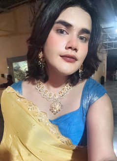 Kritika Cd New to Delhi - Transsexual escort in New Delhi Photo 4 of 4