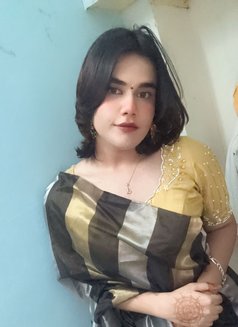 Kritika Femboi Delhi mahipalpur - Acompañantes transexual in New Delhi Photo 4 of 5