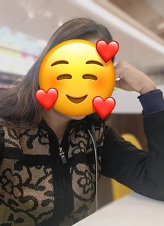 Kritika Independant Housewife - escort in New Delhi Photo 2 of 5
