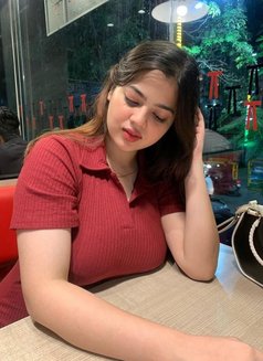 Kritika – Independent Call Girl - puta in Gurgaon Photo 2 of 8