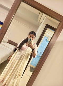 independent genuine service - escort in Bangalore Photo 1 of 1
