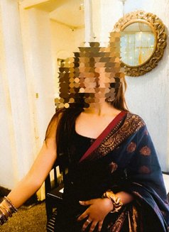 Kritika cam session and meet - escort in Hyderabad Photo 5 of 6