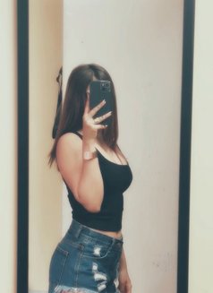 Kritika - escort in Noida Photo 1 of 4