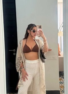 Kritika Joshi - escort in Ahmedabad Photo 1 of 3