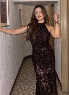 Kritika Joshi - escort in Surat Photo 2 of 3