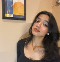 Kritika Rao - puta in Kolkata