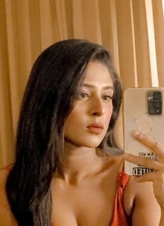 Kritika Real and Cams - escort in Bangalore Photo 1 of 3