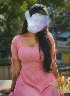 Kritika Sharma 🤍 12 - puta in Indore Photo 1 of 3