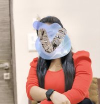 Kritika Sharma 🤍 12 - puta in Indore