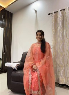 Kritika Sinde Verify Service - escort in Navi Mumbai Photo 1 of 2