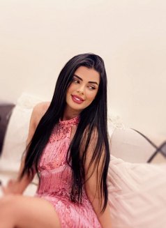Krixi - escort in Doha Photo 5 of 5