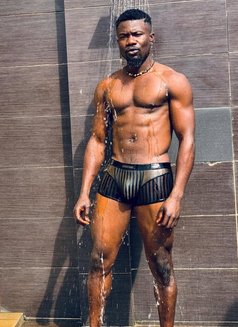 Kross Bbc - Male escort in Doha Photo 5 of 5