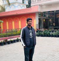 Krrish Love 🤍 24 - Acompañantes masculino in Gurgaon