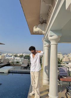 Krtiik - Male escort in Udaipur Photo 4 of 4