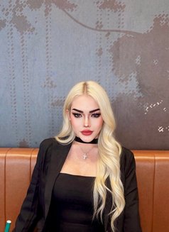 Krystal - Transsexual escort in Abu Dhabi Photo 12 of 12