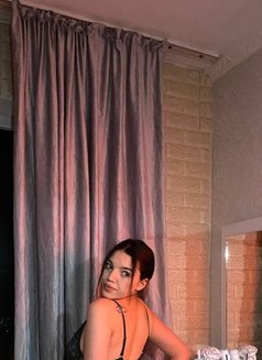 Ksenia - escort in Al Manama Photo 4 of 5