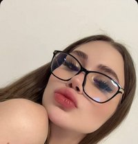 Ksenia - puta in Tbilisi