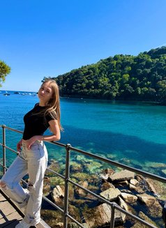 Ksenia - escort in Dubai Photo 4 of 7