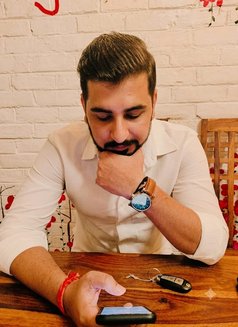 Kshitij - Male escort in Gurgaon Photo 2 of 5