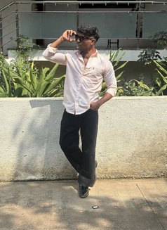 Kshitij Mangela - Male escort in Candolim, Goa Photo 2 of 5