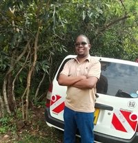 Ktim - Male companion in Nakuru