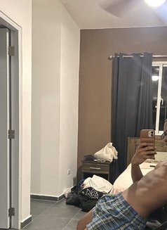 Kudra - Male escort in Doha Photo 4 of 5