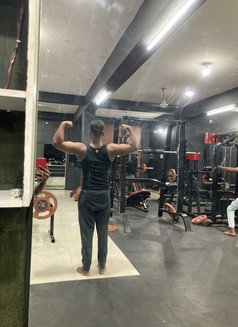 Kumar - Male escort in Chennai Photo 2 of 3