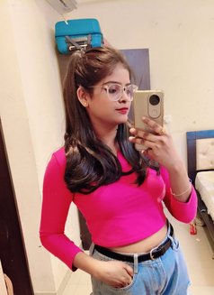 Kumari( Meet and Cam Show) - puta in Bangalore Photo 1 of 1