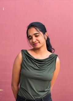 Kumudi - escort in Pondicherry Photo 1 of 3