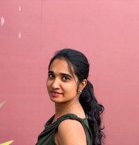 Kumudi - escort in Pondicherry