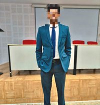 Kunal 1444 - Intérprete masculino de adultos in New Delhi