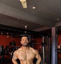 Kunal Bb - Male adult performer in Chandigarh