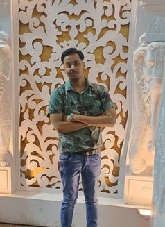 Kunal Call Boy - Male escort in Kolkata Photo 2 of 2