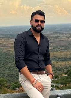 Kunal - Male escort in Bangalore Photo 1 of 2